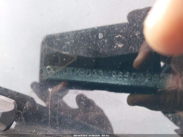 Toyota RAV4 Image 12