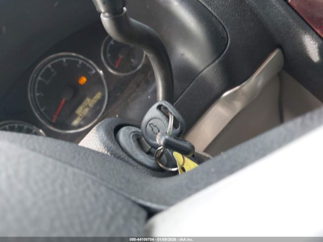 Chevrolet Uplander Cargo Image 12