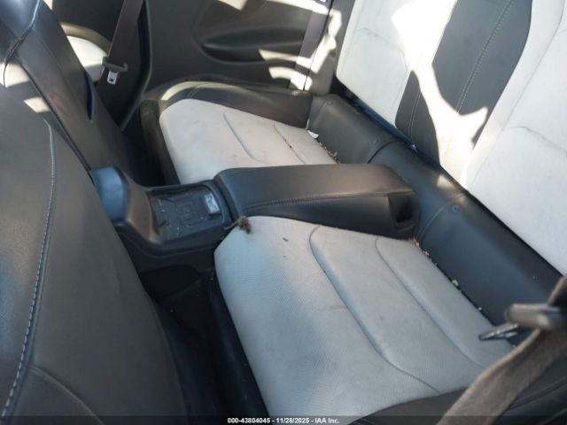 Chevrolet Camaro 2lt Image 10